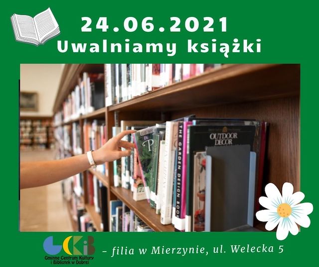 półka z książkami